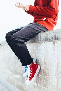 老外买国产球鞋视频